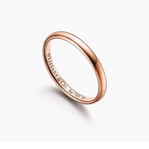 Tiffany Classic™ wedding band ring in 18k rose gold, 2 mm wide